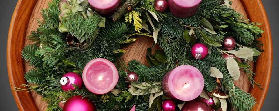 Foto:     5.12.2017

Adventskranz von oben