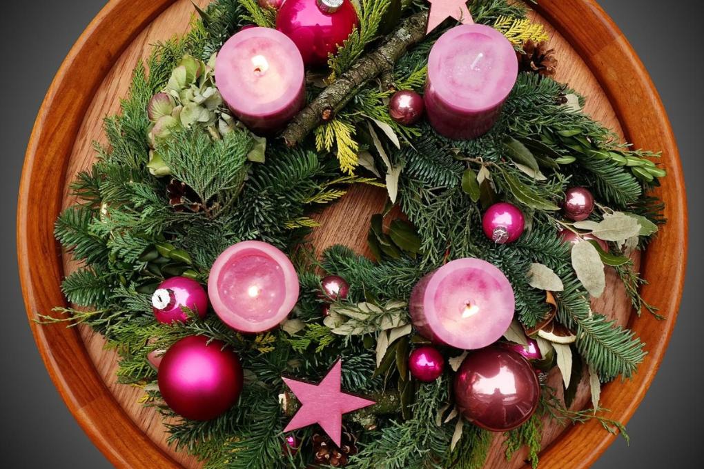 Foto:     5.12.2017

Adventskranz von oben