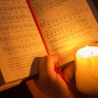 Rorate Messe Leverkusen St.Andreas